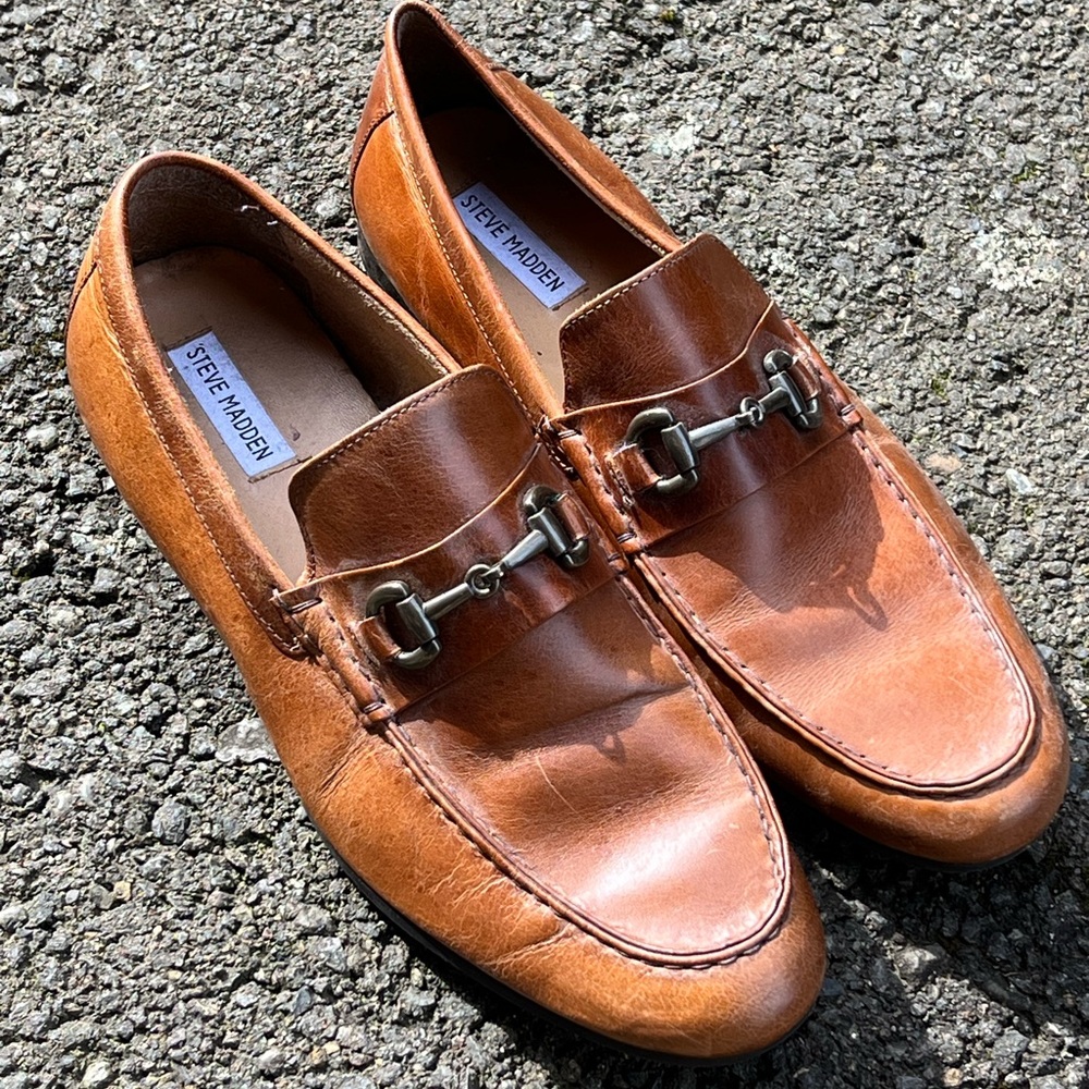 MAKE AN OFFER - STEVE MADDEN Perfect 247 Leather Loafers with Horse Bit
